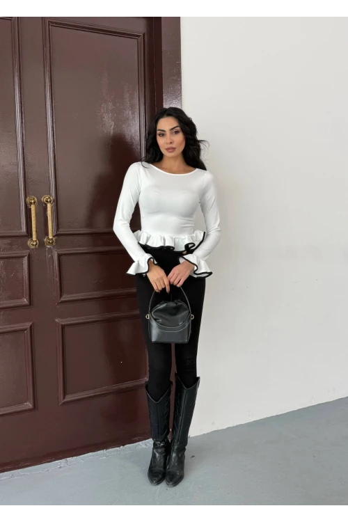 Kadın Beyaz Uzun Kollu Volanlı ve Biyeli Dalgıç Kumaş Bluz HZL25W-FRY123651