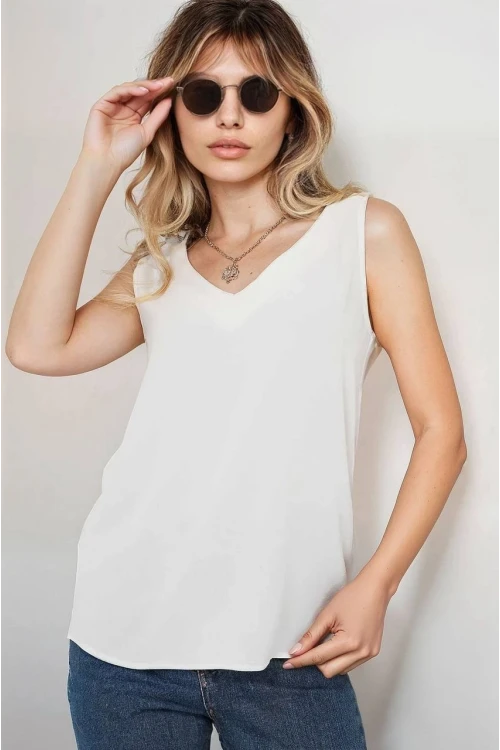 Kadın Beyaz V Yaka Sıfır Kol Bluz HZL25S-BD19501