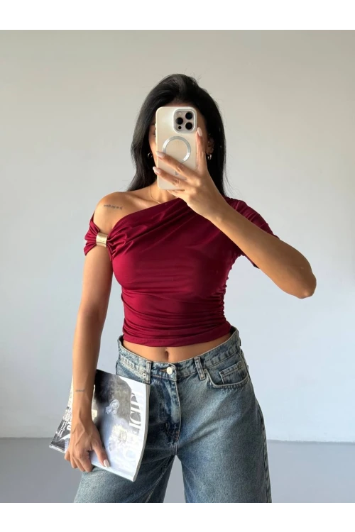 Kadın Bordo Asimetrik Drapelim Omuz Aksesuarlı Sandy Bluz HZL25S-FRY123231