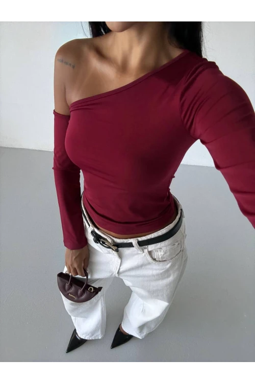 Kadın Bordo Asimetrik Yaka Drapeli Sandy Bluz HZL25S-FRY123361