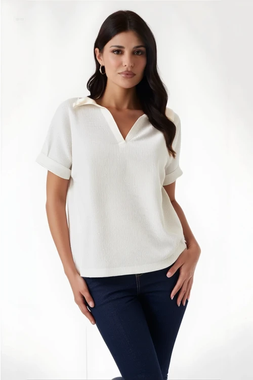 Kadın Ekru Polo Yaka Geniş Kesim Örme Bluz HZL24S-BD104861