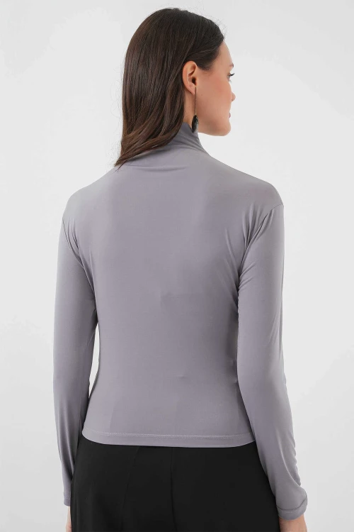 Kadın Gri Büzgü Detay Balıkçı Yaka Sandy Bluz HZL25W-BD19251