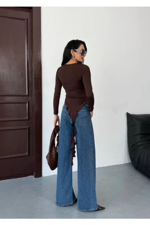 Kadın Kahve Fırfır Detaylı Uzun Kol Asimetrik Bluz HZL25W-FRY123621