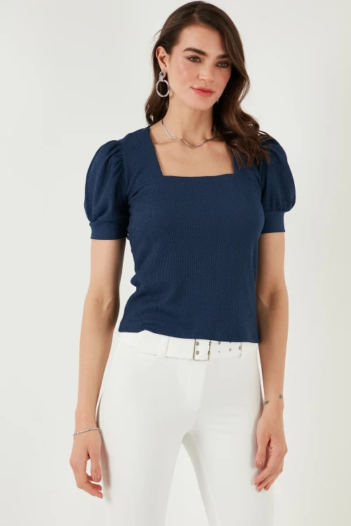 Kadın Lacivert Kare Yaka Örme Bluz HZL22W-BD104091