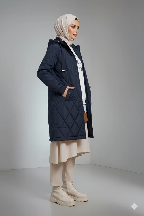 Kadın Lacivert Uzun Kapitone Astarlı Şişme Tesettür Mont HZL25W-BD151381