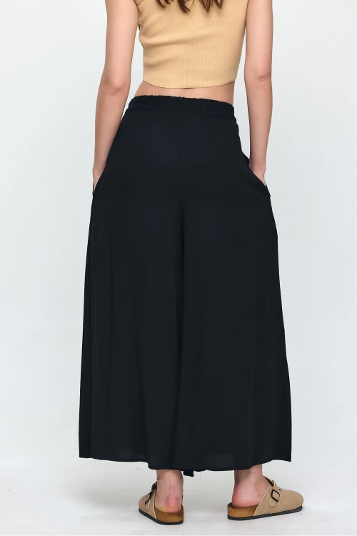 Kadın Siyah Beli Lastikli Nakış Detaylı Bol Kesim Viskon Pantolon HZL25S-VM10301