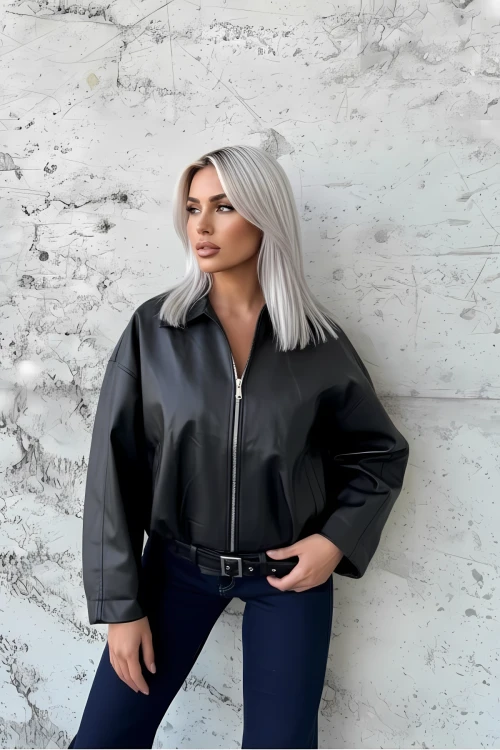 Kadın Siyah Fermuar Kapamalı Oversize Suni Deri Ceket HZL25W-BD110561