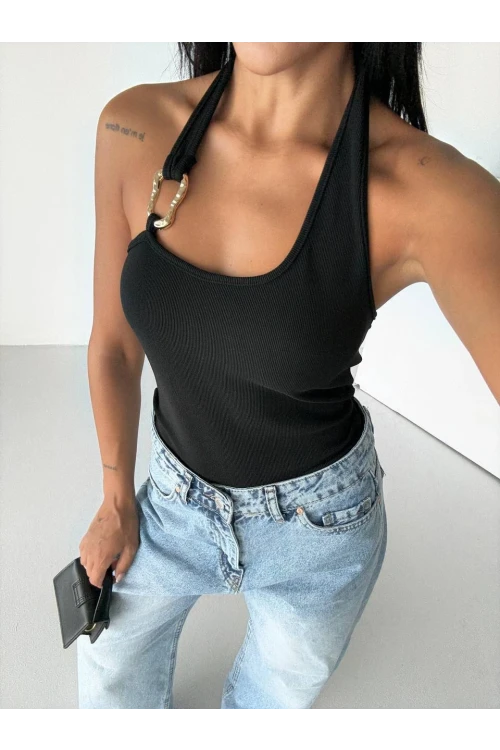 Kadın Siyah Ottoman Kumaş Halter Yaka Toka Detay Bluz HZL26W-FRY123321