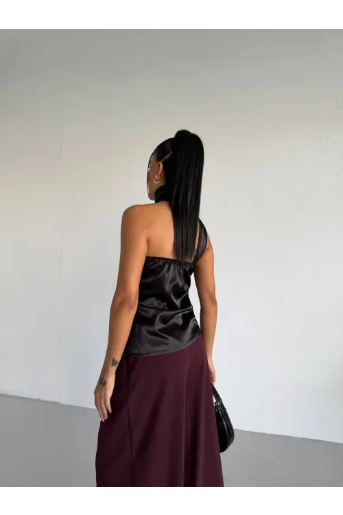 Kadın Siyah Saten Şal Yaka Boyun Bağlamalı Asimetrik Bluz HZL26W-FRY123731