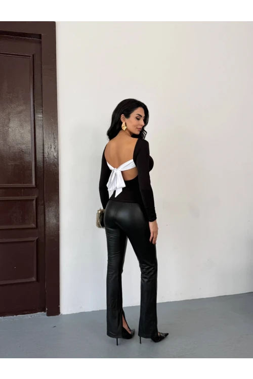 Kadın Siyah Sırtı Açık Fiyonk Bağlamalı Uzun Kol Bluz HZL25W-FRY123661