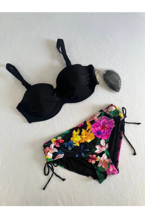 Kadın Siyah Taş İşlemeli Çiçek Desenli Bikini Takım HZL25S-LC3368