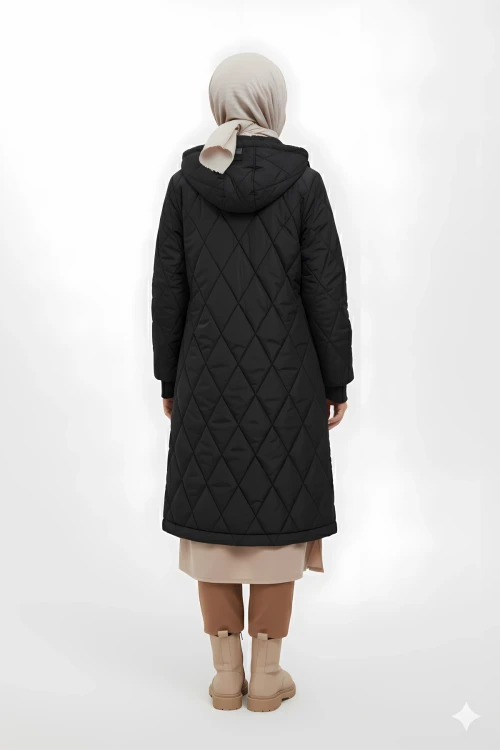 Kadın Siyah Uzun Kapitone Astarlı Şişme Tesettür Mont HZL25W-BD151381