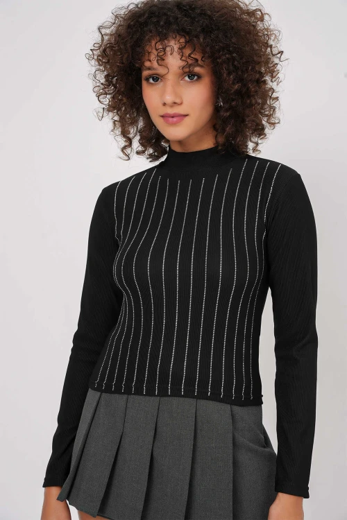 Kadın Siyah Yarım Balıkçı Önü Taşlı Body HZL25W-BD19221