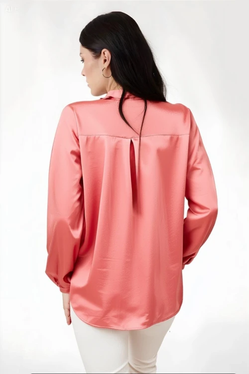 Kadın Somon Hafif Dökümlü Saten Yüzeyli Gömlek HZL22W-BD139641