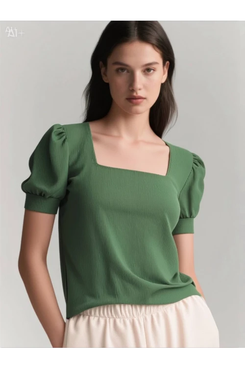 Kadın Zümrüt Yeşil Kare Yaka Örme Bluz HZL22W-BD104091