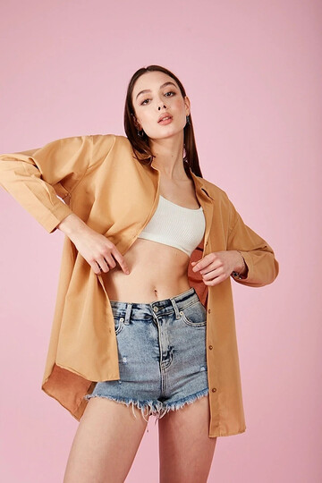 Kadın Camel Arkası Düğmeli Boyfriend Poplin Gömlek HZL22S-BD139521