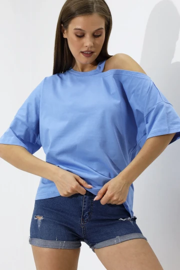 Kadın Buz Mavi Düz Oversize Kayık Yaka Omuz Detay Örme T-Shirt  HZL23S-DSB120191