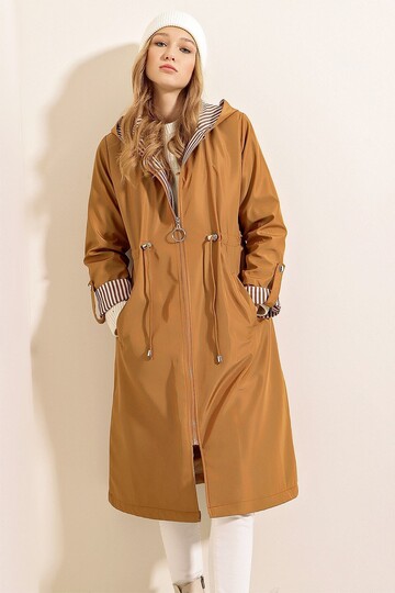 Kadın Camel Beli Büzgülü Kapşonlu Uzun Trençkot HZL22W-BD190911