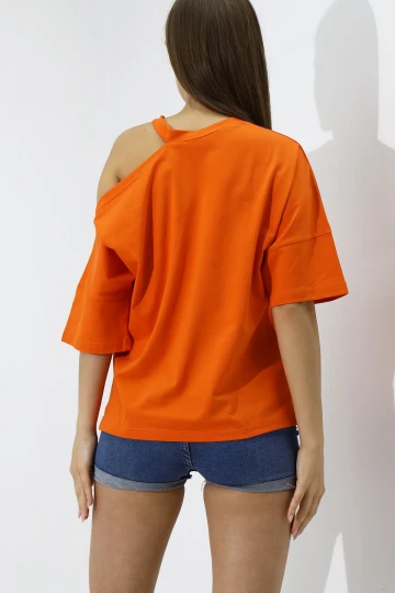 Kadın Oranj Düz Oversize Kayık Yaka Omuz Detay Örme T-Shirt  HZL23S-DSB120191