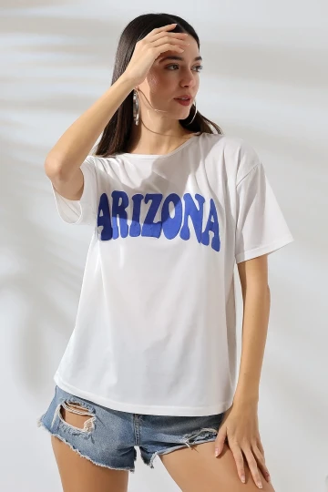 Kadın Beyaz Mavi Arizona Baskılı Bisiklet Yaka T-Shirt HZL24S-DSB120261