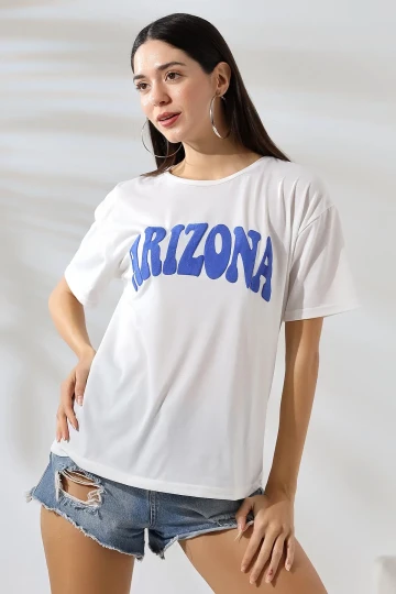 Kadın Beyaz Mavi Arizona Baskılı Bisiklet Yaka T-Shirt HZL24S-DSB120261