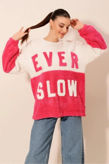 Kadın Fuşya Beyaz Blok EVER SLOW Baskılı Rahat Peluş Sweatshirt HZL23W-BD1554781