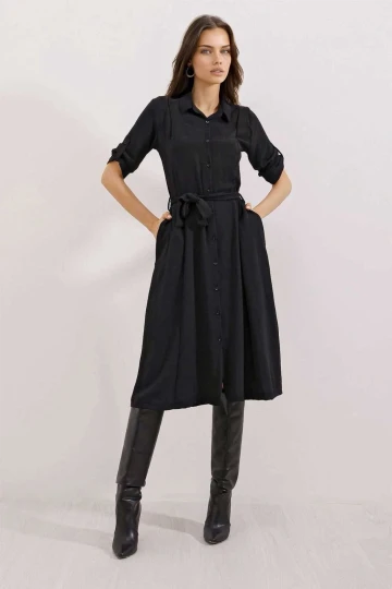Kadın Siyah Gizli Cepli Kuşaklı Viskon Gömlek Elbise HZL24S-BD124421