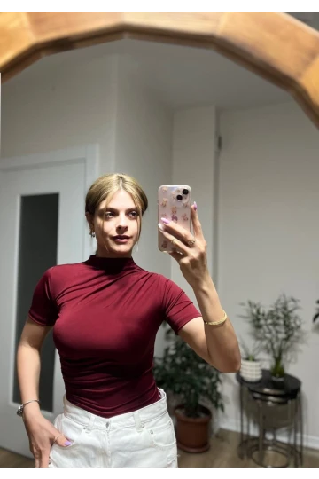 Kadın Bordo Büzgü Detay Yarım Kol Sandy Bluz HZL25S-FRY121741