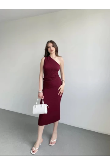 Kadın Bordo Gofre Kumaş Tek Omuz Bluz HZL25S-ZK13271