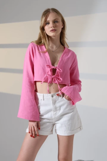 Kadın Pembe Önden Bağlamalı Müslin Kumaş Crop Bluz HZL25S-DSB104071