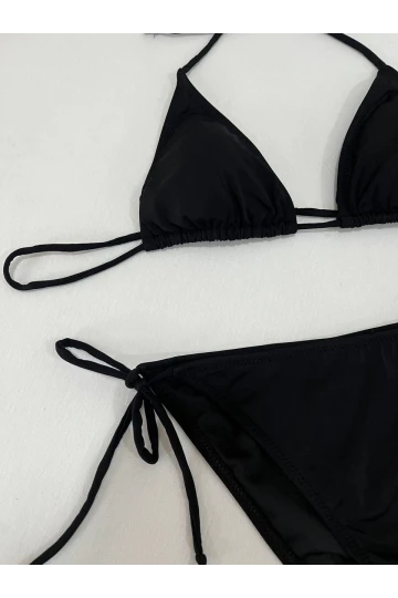 Kadın Siyah Boyundan İp Bağlamalı Üçgen Bikini Takımı HZL25S-LC5005