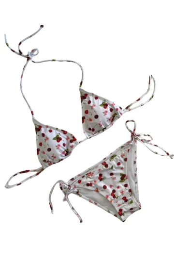 Kadın Beyaz Kiraz Temalı Boyundan İp Bağlamalı Üçgen Bikini Takımı HZL25S-LC5005