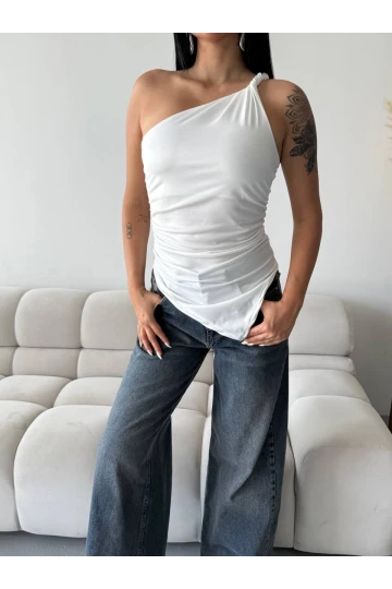 Kadın Beyaz Tek Omuz Asimetrik Kesim Sandy Bluz HZL25S-FRY123241
