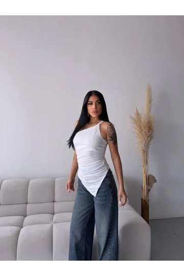 Kadın Beyaz Tek Omuz Asimetrik Kesim Sandy Bluz HZL25S-FRY123241