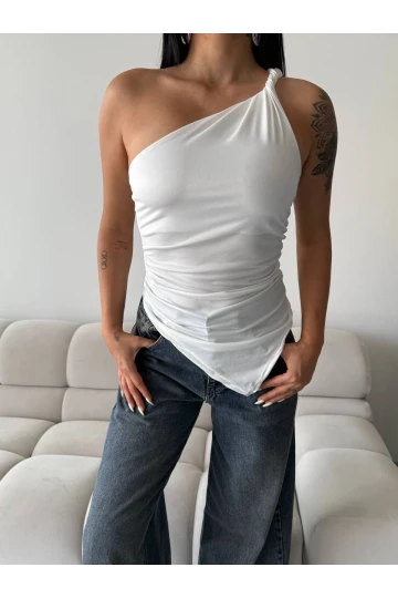 Kadın Beyaz Tek Omuz Asimetrik Kesim Sandy Bluz HZL25S-FRY123241