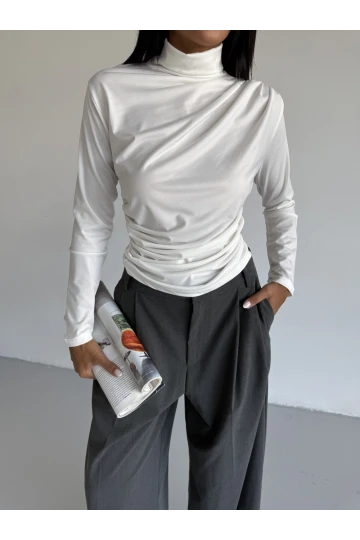 Kadın Beyaz Uzun Kollu Drape Detaylı Boğazlı Sandy Bluz HZL25W-FRY123301