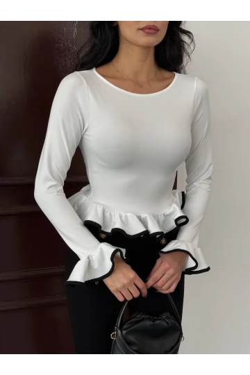 Kadın Beyaz Uzun Kollu Volanlı ve Biyeli Dalgıç Kumaş Bluz HZL25W-FRY123651