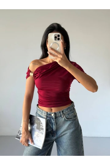 Kadın Bordo Asimetrik Drapelim Omuz Aksesuarlı Sandy Bluz HZL25S-FRY123231