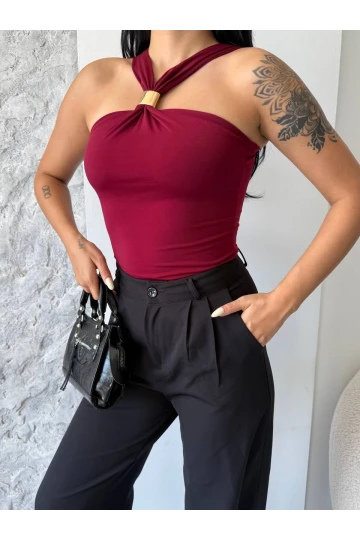 Kadın Bordo Halter Yaka Metal Detaylı Şık Crop Bluz HZL25S-FRY123251