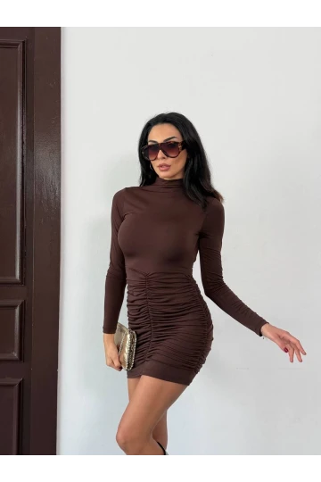 Kadın Kahve Esnek Kumaş Boğazlı Uzun Kollu Drape Detay Mini Elbise HZL25W-FRY123551