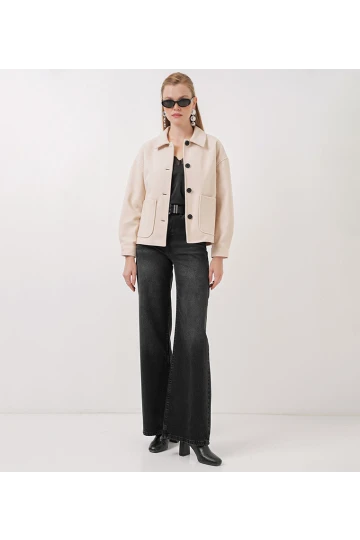 Kadın Krem Düğmeli Cepli Kısa Kaşe Ceket HZL25W-BD107131