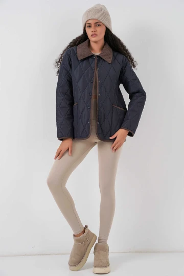 Kadın Lacivert Çıt Çıt Kapamalı Kadife Detaylı Kapitone Mont HZL25W-BD152261