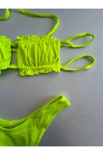Kadın Neon Yeşil İp Bağlamalı Büzgülü Straplez Bikini Takım HZL25S-LC2226