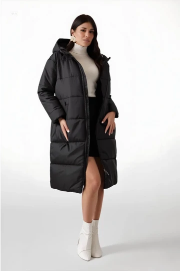 Kadın Siyah Kapşonlu Uzun Oversize Şişme Mont HZL22W-BD151201