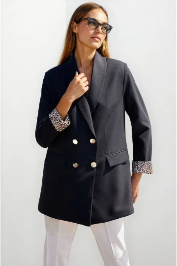 Kadın Siyah Leopar Astarlı Düğme Detaylı Blazer Ceket HZL25W-BD107041