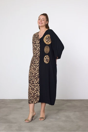 Kadın Siyah Leopar Nakış Detay Büyük Beden Gömlek Elbise HZL25S-VM110881