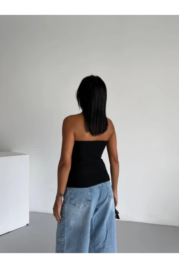 Kadın Siyah Ottoman Kumaş Halter Yaka Toka Detay Bluz HZL26W-FRY123321