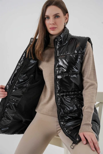 Kadın Siyah Parlak Astarlı Şişme Yelek HZL25W-BD152181