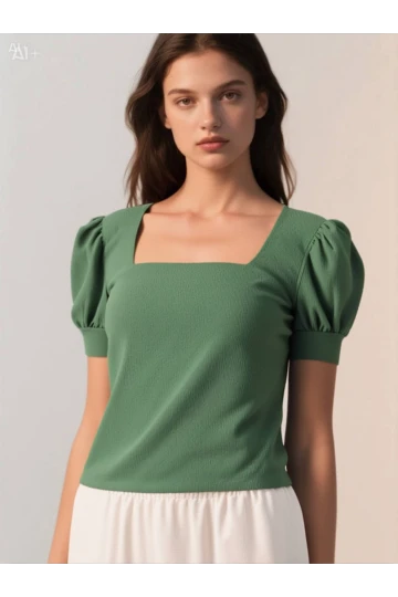 Kadın Zümrüt Yeşil Kare Yaka Örme Bluz HZL22W-BD104091