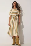 Kadın Hardal Yeşil Ekru Çizgili Bisiklet Yaka Kuşaklı Yazlık Midi Elbise HZL23S-BD124241